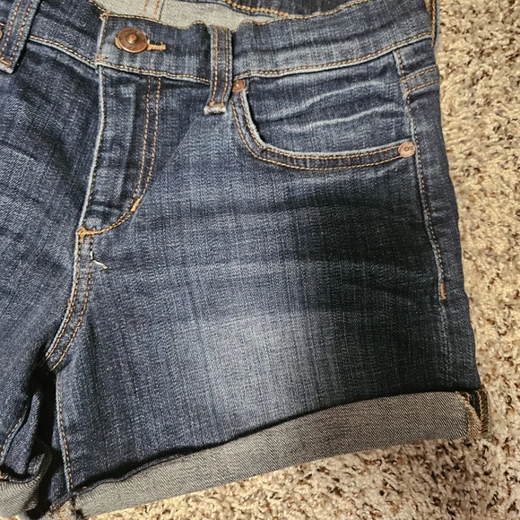 Joe's Jeans Dark Blue Rolled Hem Shorts - Picture 2 of 9